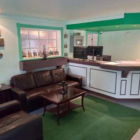 Auberge Pique Nique Shawinigan Zewnętrze zdjęcie