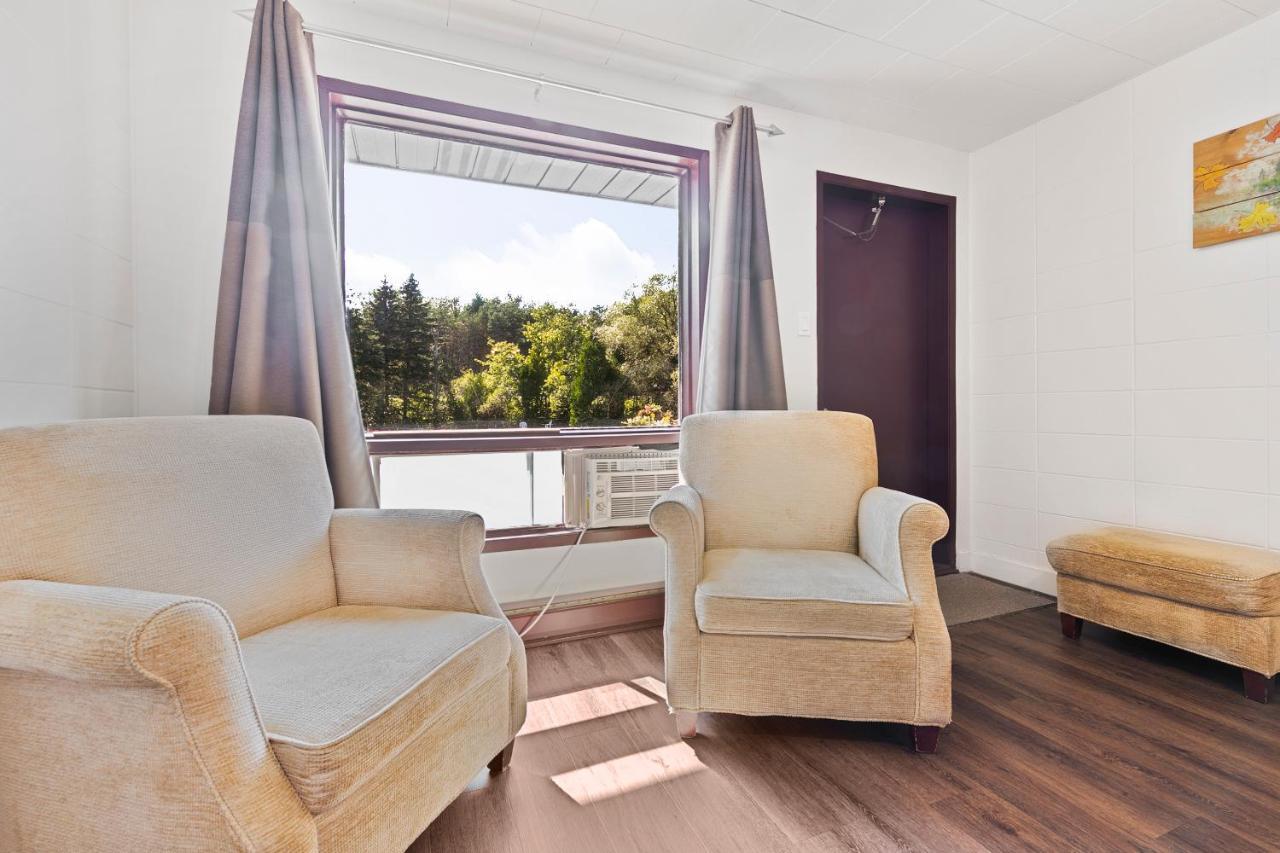 Auberge Pique Nique Shawinigan Zewnętrze zdjęcie